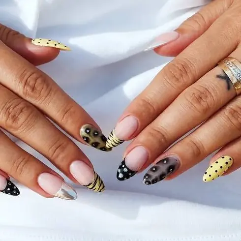 Mixed print nail design